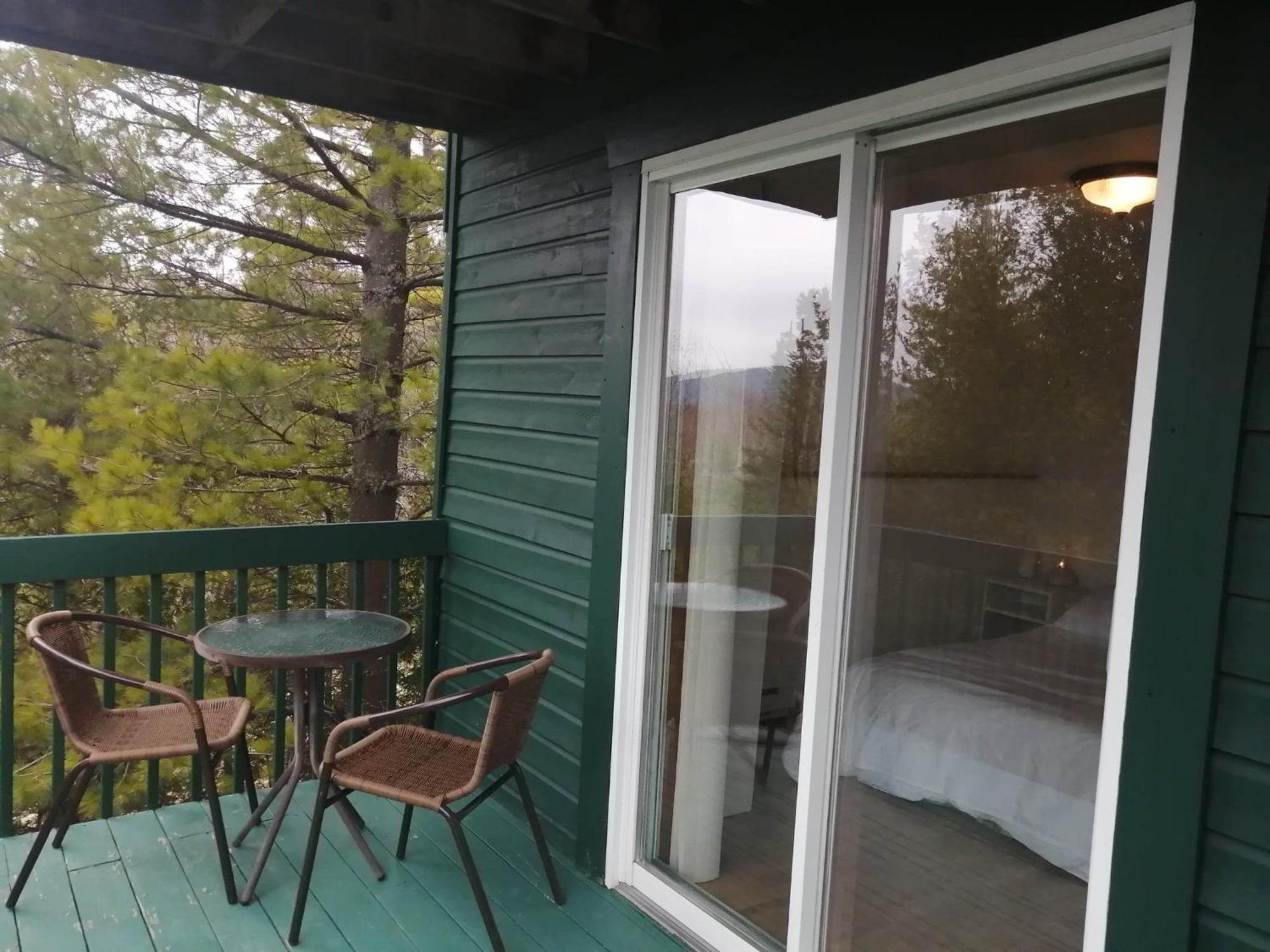 Hotel L'Inukshuk Tadoussac Zewnętrze zdjęcie